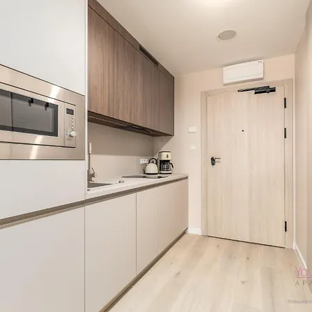 Your Holidays Infinity A227 米兹多洛杰